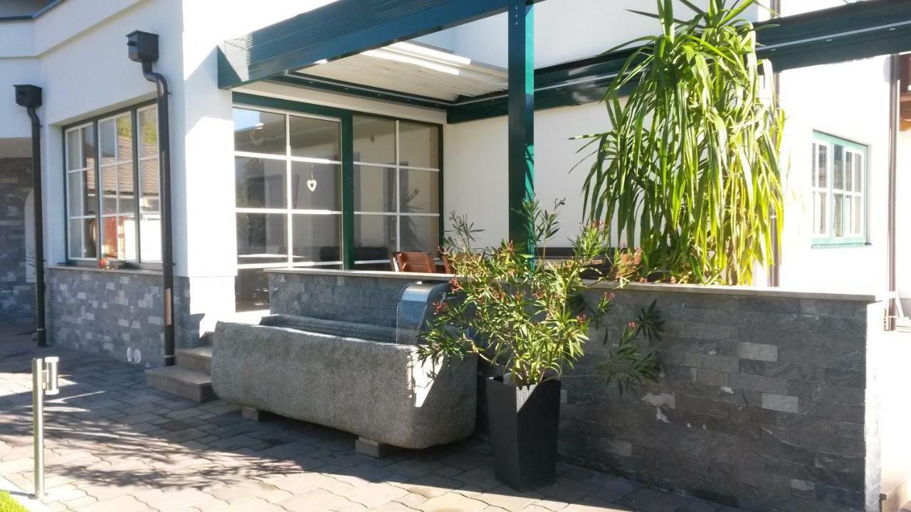 恩斯塔尔豪斯 赫尔次伟格旅馆酒店 外观 照片